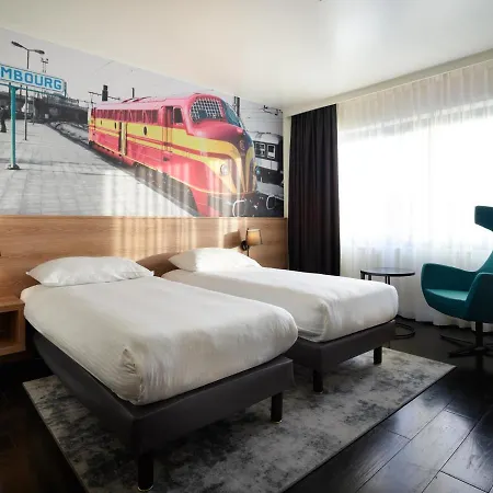 Park By Radisson Отель