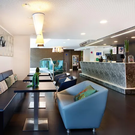 מלון Park By Radisson 3*