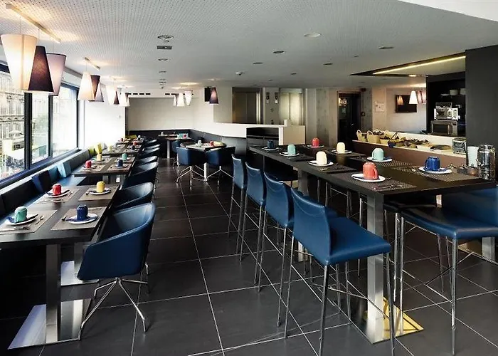 파크 인 바이 래디슨 시티 3*